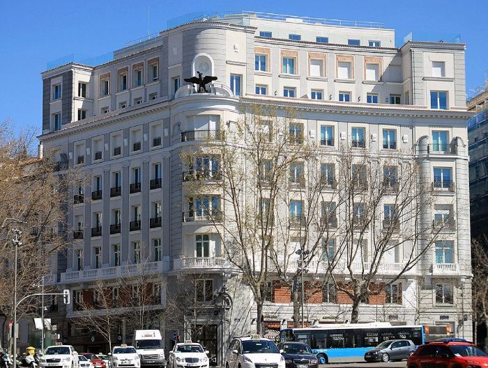 Plaza de la Independencia 5 – Madrid. 12.670 m2 Residencial y locales parking. Valor Añadido