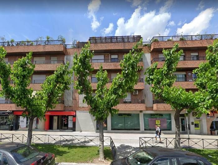 Avenida de Europa 7 – Pozuelo de Alarcón, Madrid. 5.073 m2. Edificio Mixto. 138 viviendas, 10 Oficinas, 17 Locales, 125 plazas de parking. Patrimonio.
